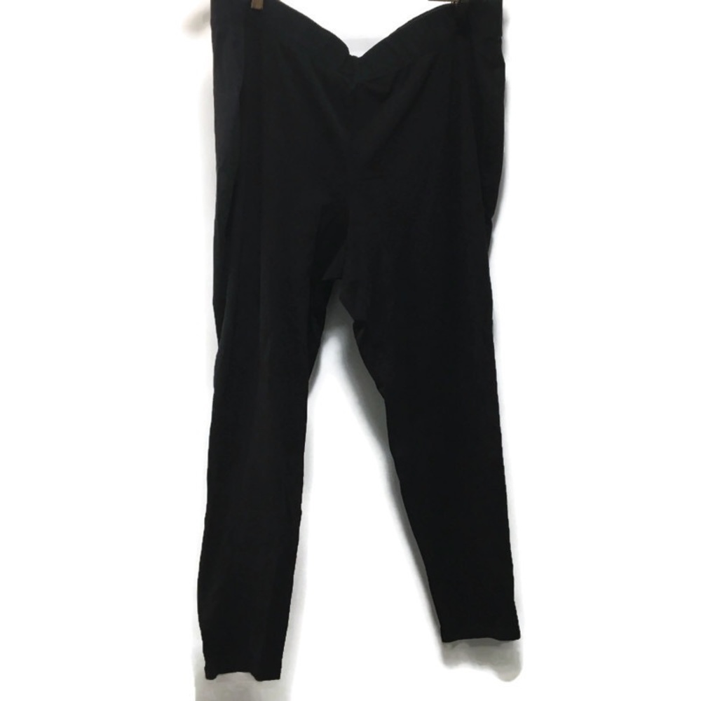 LIVI ACTIVE black leggings size 22/24